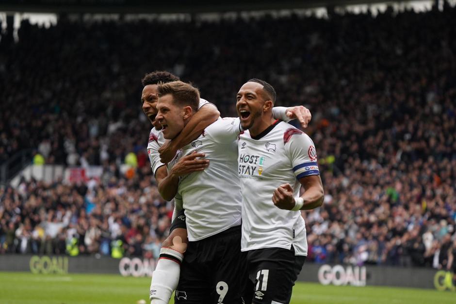 El guatemalteco Nathaniel Méndez-Laing consigue el ascenso con el Derby&nbsp;County
